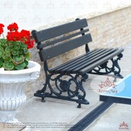 Parkbank, Sitzbank mit Rückenlehne aus Gusseisen und Holzauflage 705