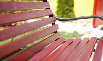 Produkte auf Wasserbasis für die Holzveredelung