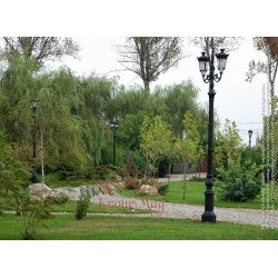 Historische Kandelaber Mastleuchten aus Gusseisen G31-C2