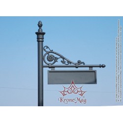 Gusseisen Wegweiser, Werbeschild, Richtungsanzeiger auf Mast VILLA-550 INDICO